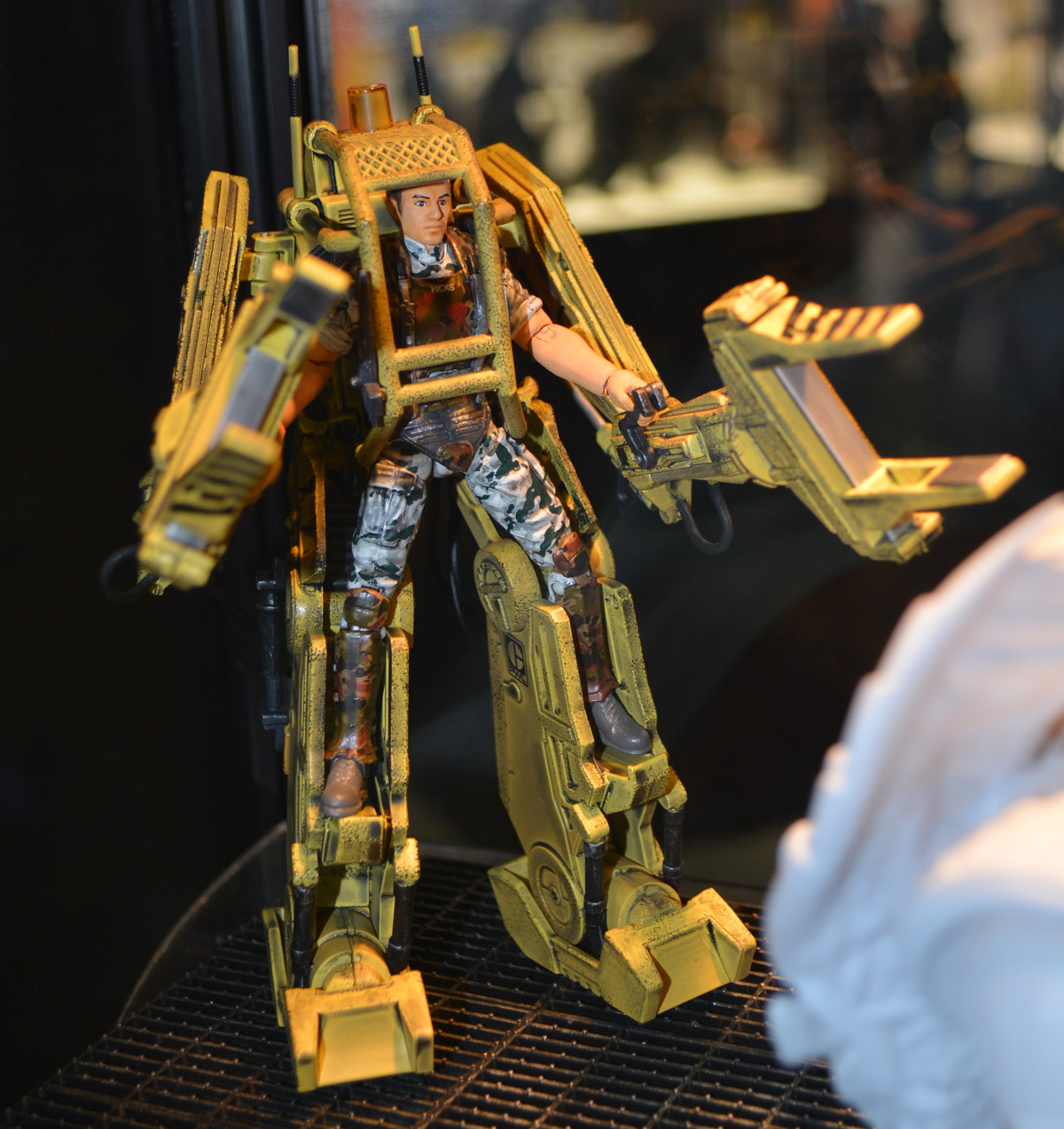 hiya power loader